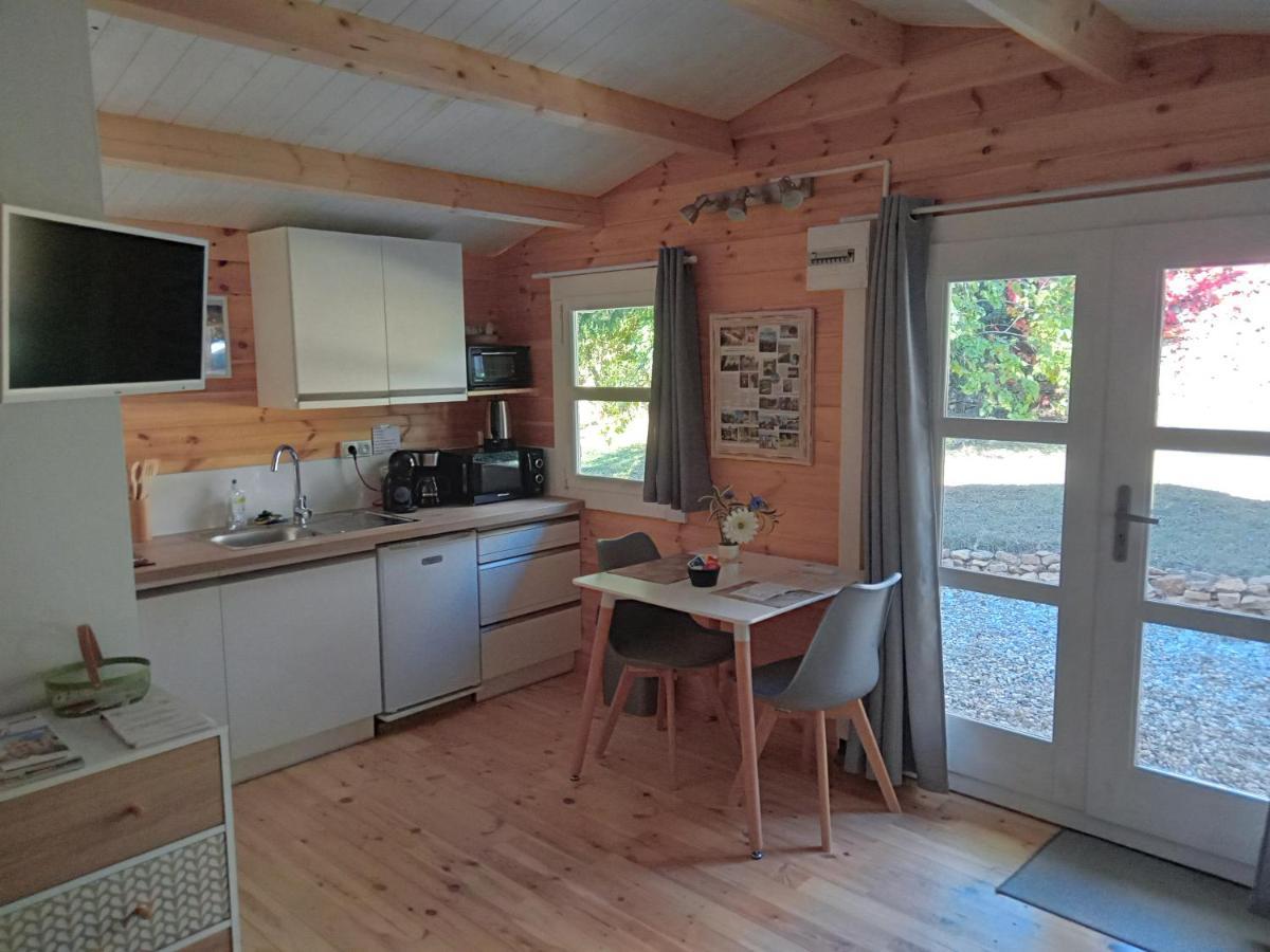 Chalet "Le Petit Olivier" Gites Appart 'Hotel L'Echappee Belle D'Aubenas Logement 2 Sur 3 Eksteriør billede