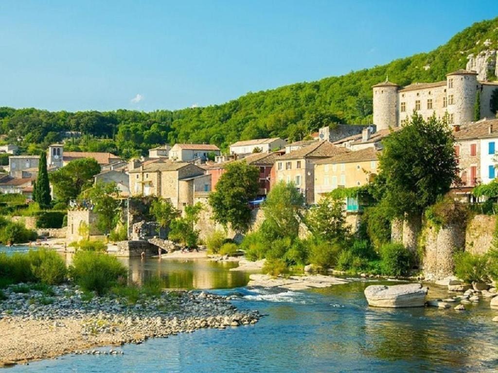 Chalet "Le Petit Olivier" Gites Appart 'Hotel L'Echappee Belle D'Aubenas Logement 2 Sur 3 Eksteriør billede